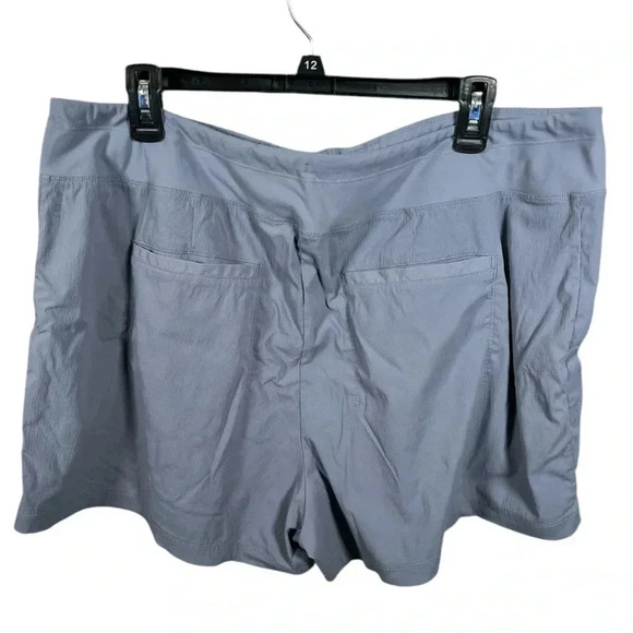 Athleta Trekkie North Mid Rise Shorts Gray Plus Size Outdoor Hiking Summer - Picture 2 of 6